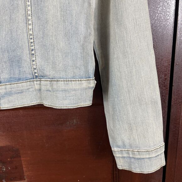 Kut from the Kloth Denim Jacket Women's Medium Blue Light Wash Stretch Trucker - Picture 5 of 16